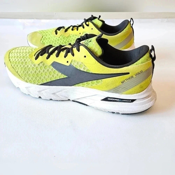 Diadora Men's Mythos Blushield Volo Lace- up Running Shoes Sneakers Siza 14. - Picture 6 of 13